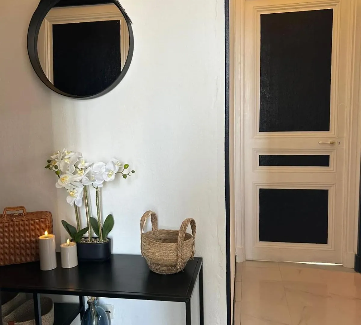 Apartment In The Heart Of Beausoleil France
